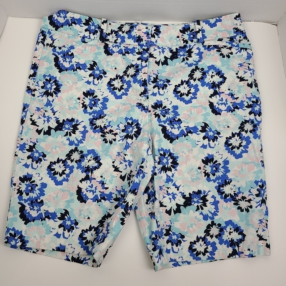 Talbots Bermuda Shorts 6 Petite Floral Print